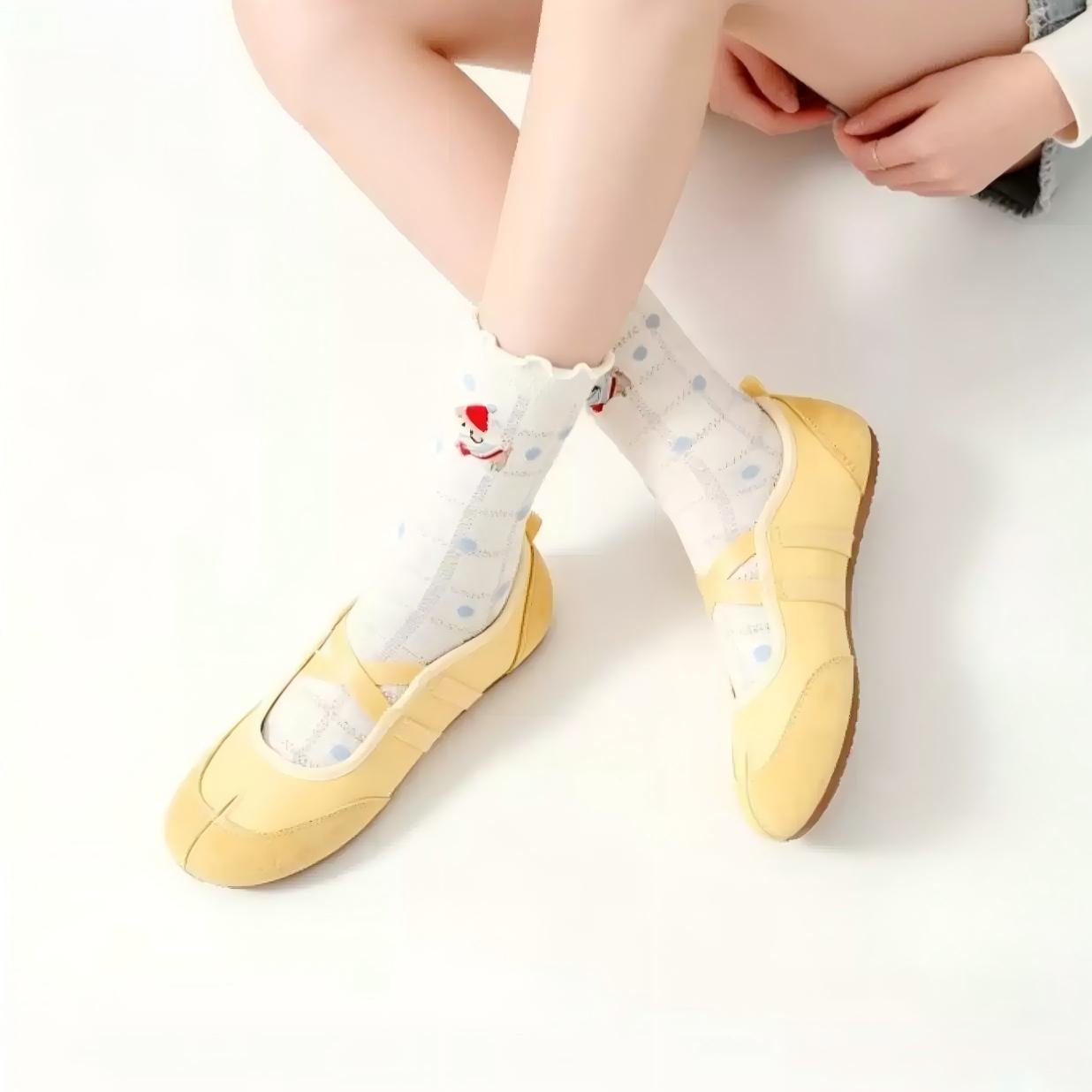 Lettuce Trim Pointelle Mesh Dog Embroidery Crew Socks