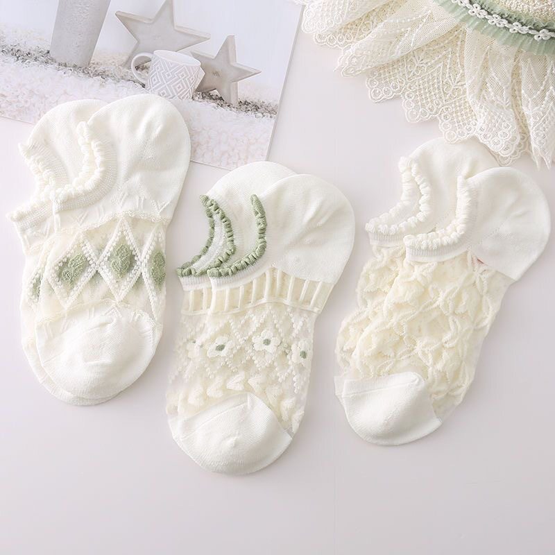 Japanese Sweet Crystal Silk No-Show Socks - 8-Pair Lace Ruffle Gift Set