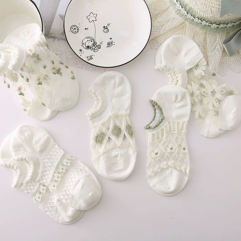 Japanese Sweet Crystal Silk No-Show Socks - 8-Pair Lace Ruffle Gift Set