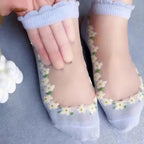Ditsy Floral Trim Crystal Silk Socks - Scalloped Ruffle No-Show Flat Liner