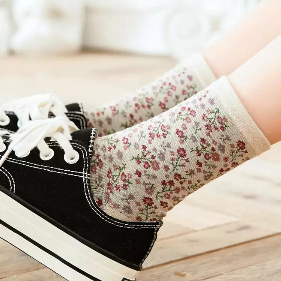 Vintage Ditsy Floral Cotton Crew Socks