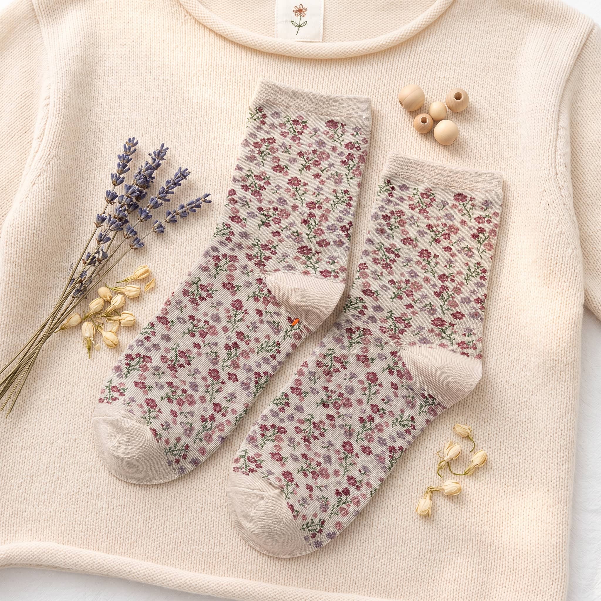 Vintage Ditsy Floral Cotton Crew Socks