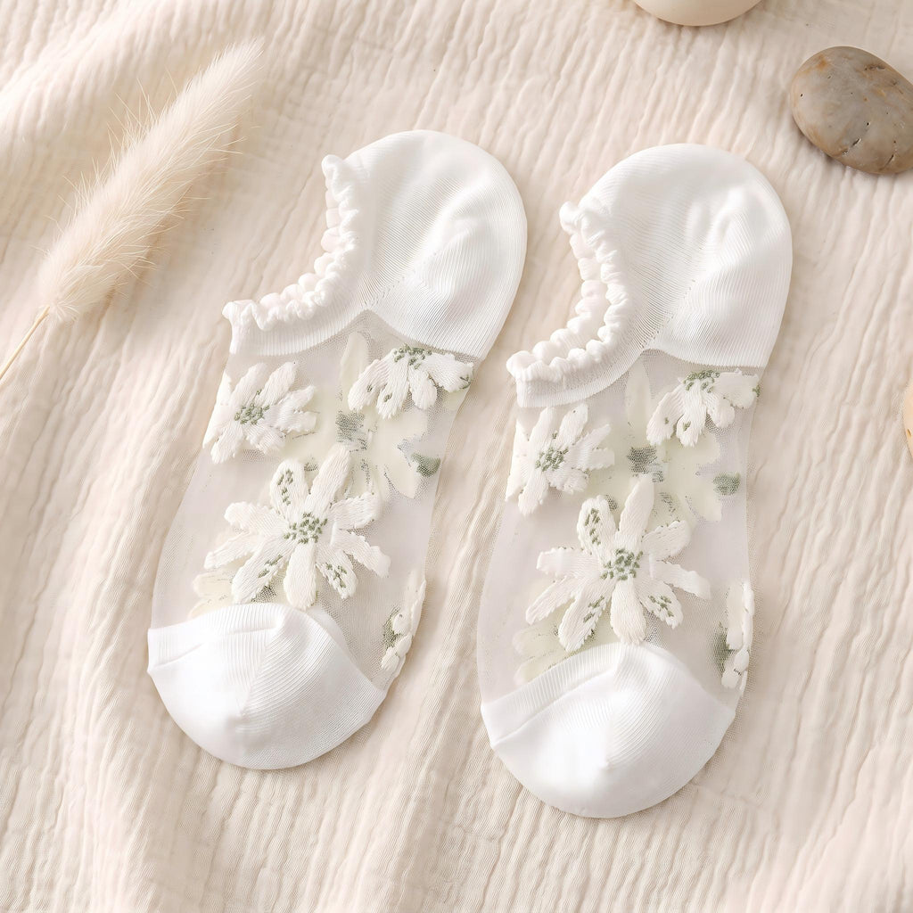Japanese Sweet Crystal Silk No-Show Socks - 8-Pair Lace Ruffle Gift Set