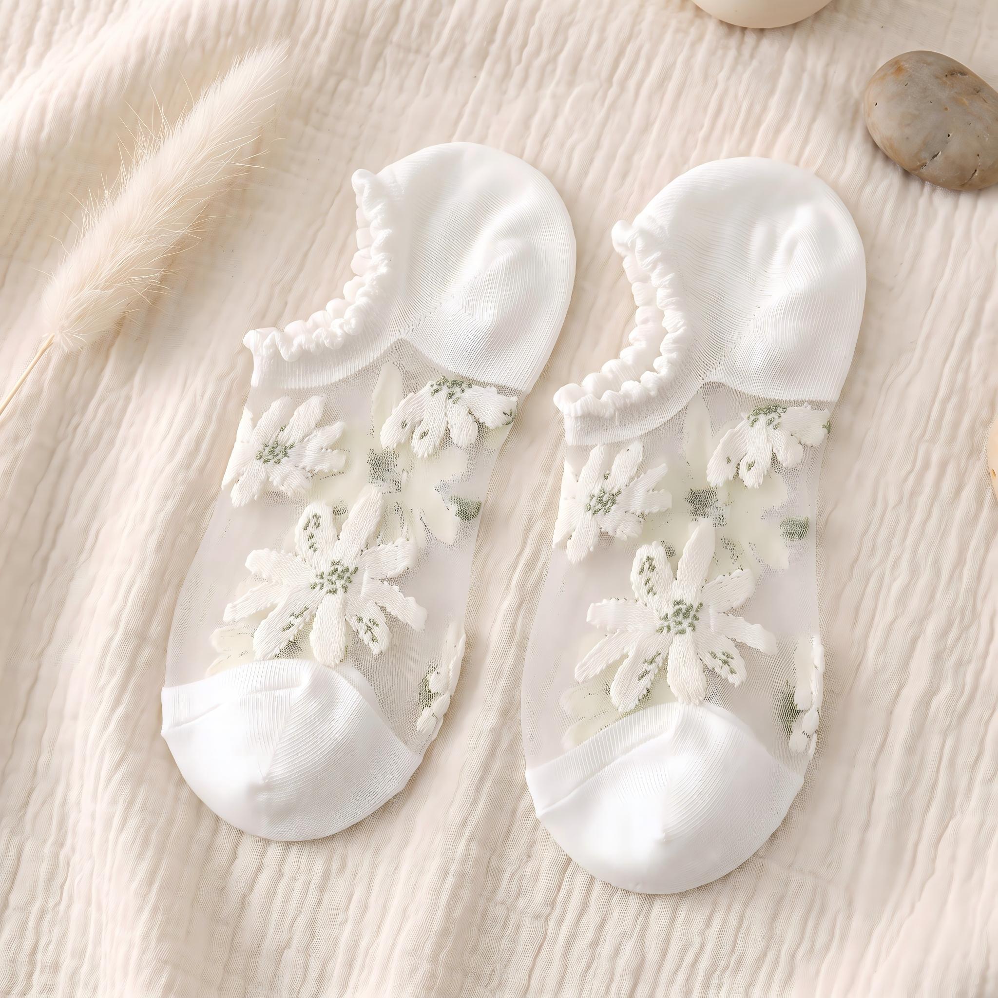 Japanese Sweet Crystal Silk No-Show Socks - 8-Pair Lace Ruffle Gift Set