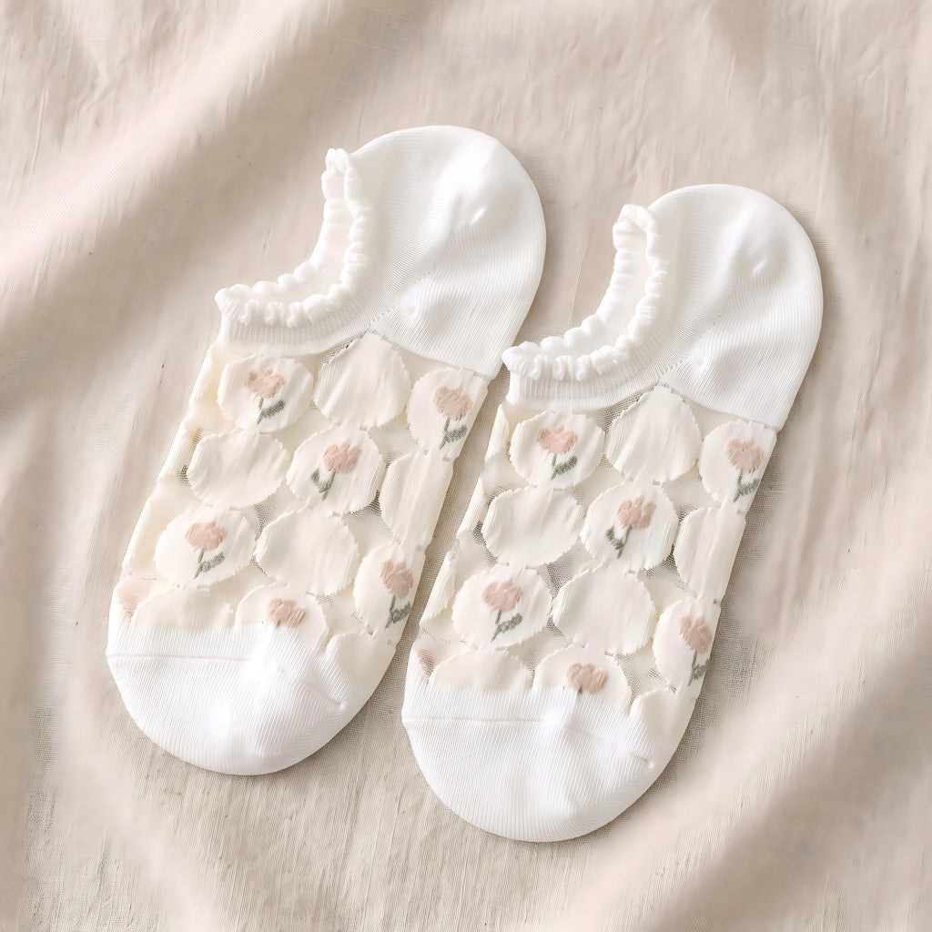Japanese Sweet Crystal Silk No-Show Socks - 8-Pair Lace Ruffle Gift Set