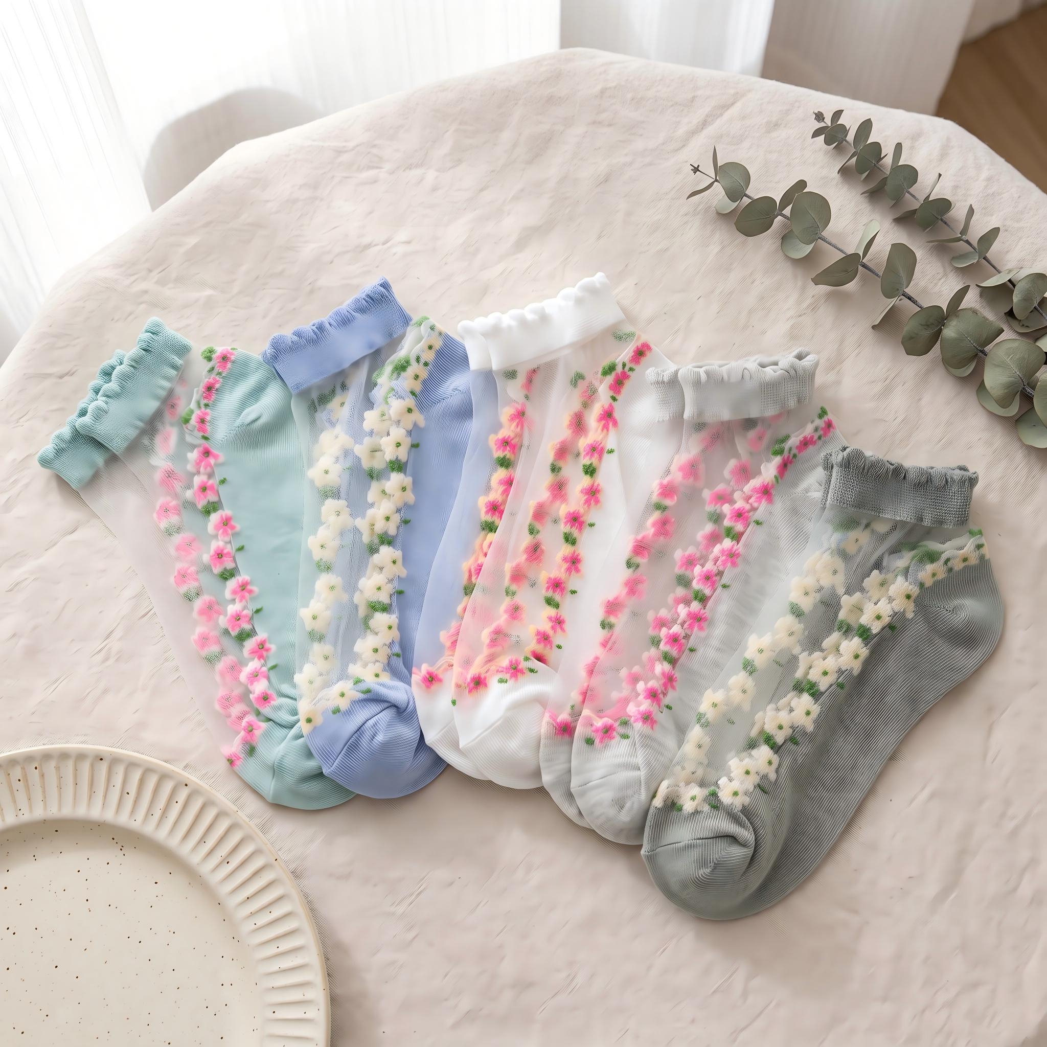 Ditsy Floral Trim Crystal Silk Socks - Scalloped Ruffle No-Show Flat Liner