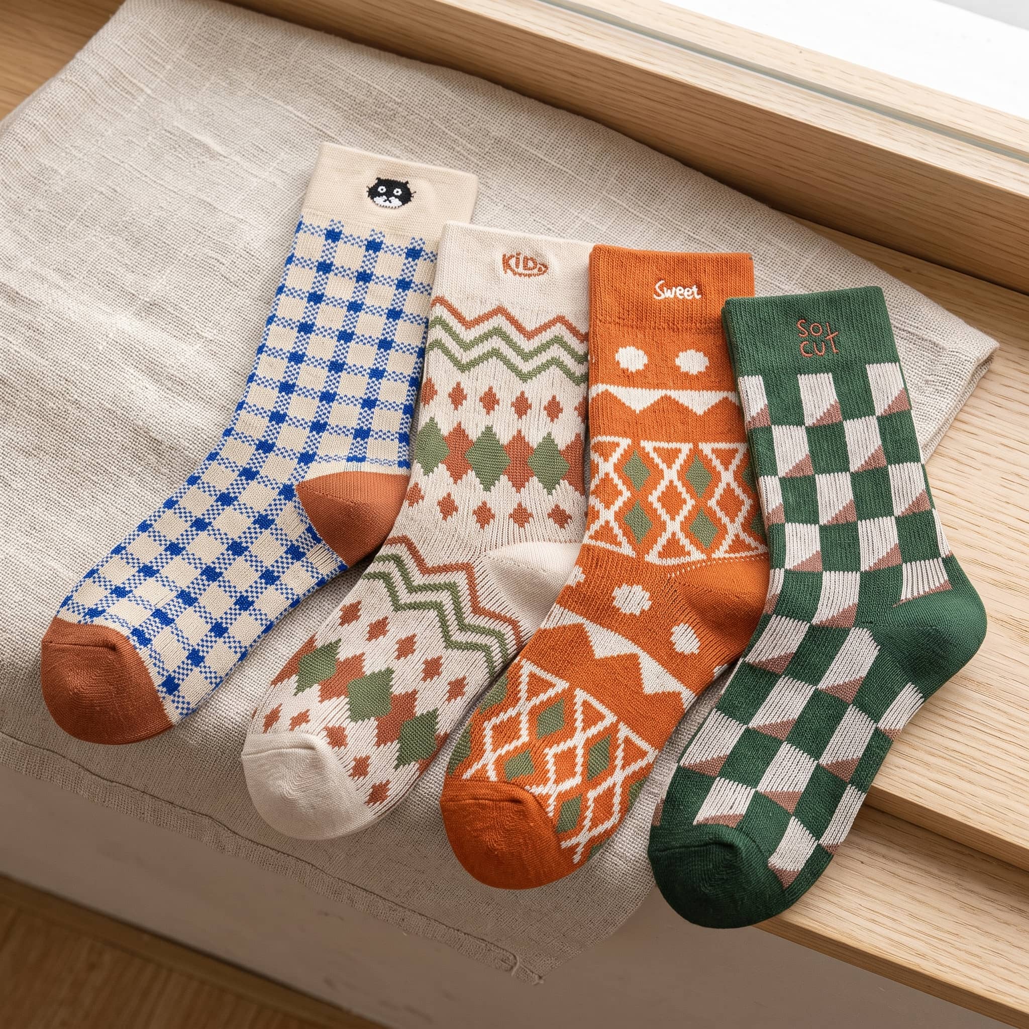 Vintage Geometric Combed Cotton Crew Socks (Set of 4)